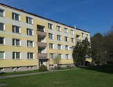 Nabízíme na pronájem zařízený byt 1+1, 35 m2, s lodžií, v Luhačovicích, ulice Zahradní