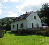 Prodej rodinného domu včetně hospodářského stavení v obci Bystřička