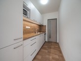 Exkluzivní nabídka  pronájmu prostorného bytu 2+1 ve centru Zlína po rekonstrukci.